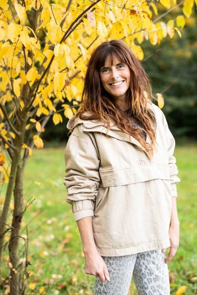 Tina Tschürtz, Hundetrainerin und Gründerin der Hundeversität
